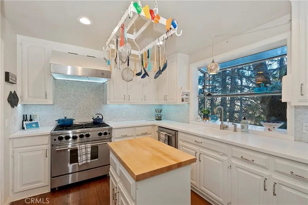 27832 St Bernard Lake Arrowhead, CA 92352