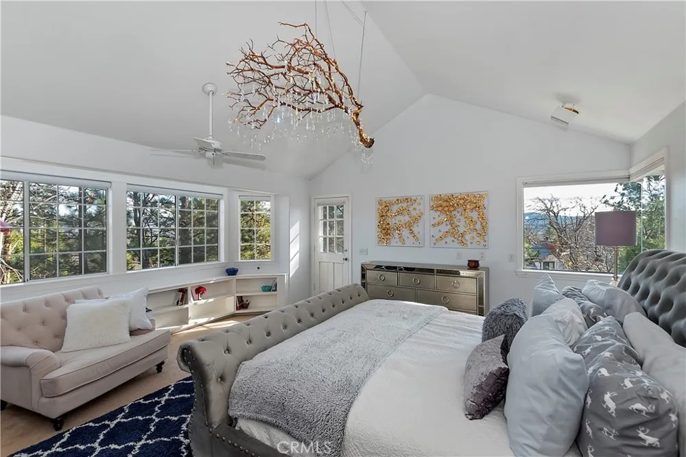 27832 St Bernard Lake Arrowhead, CA 92352