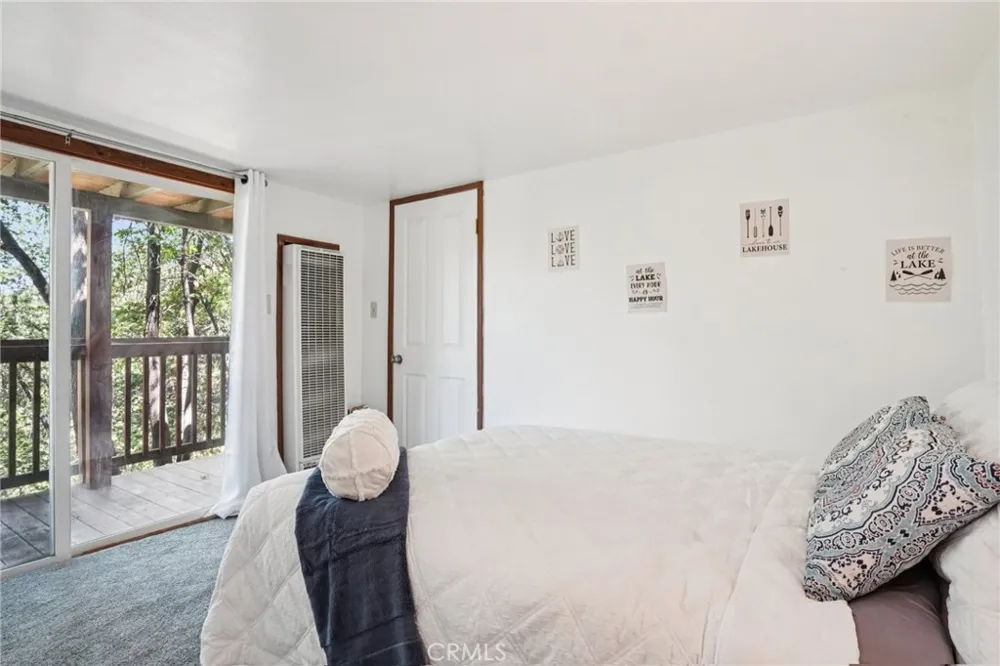 670 Villa Grove Avenue Big Bear, CA 92314