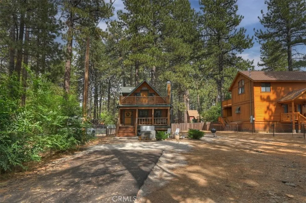 459 Jeffries Big Bear Lake, CA 92315