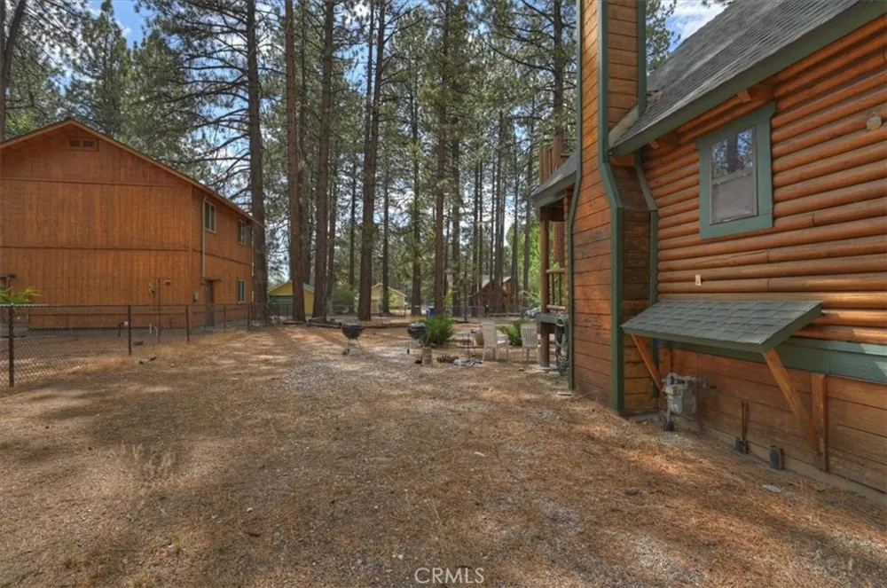 459 Jeffries Big Bear Lake, CA 92315