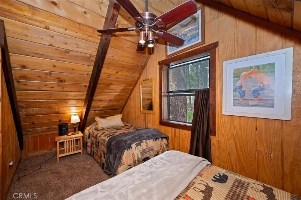 459 Jeffries Big Bear Lake, CA 92315