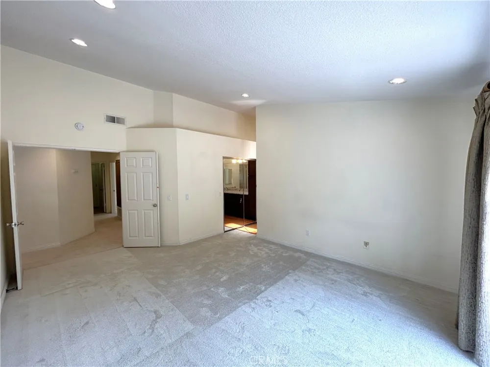 904 Sky Meadow Walnut, CA 91789
