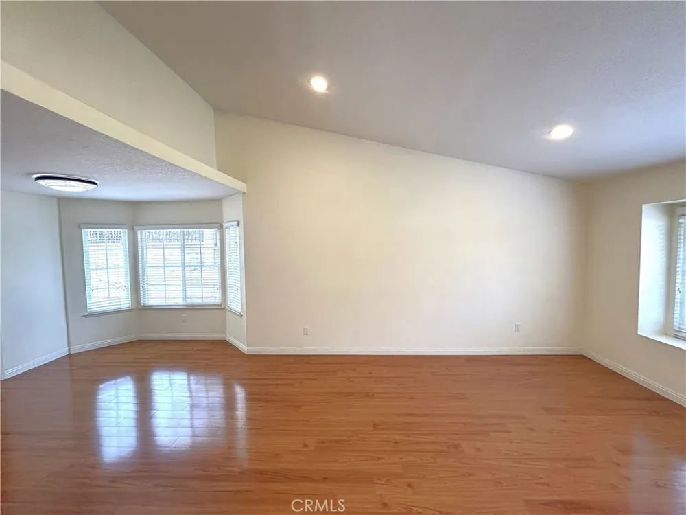 904 Sky Meadow Walnut, CA 91789