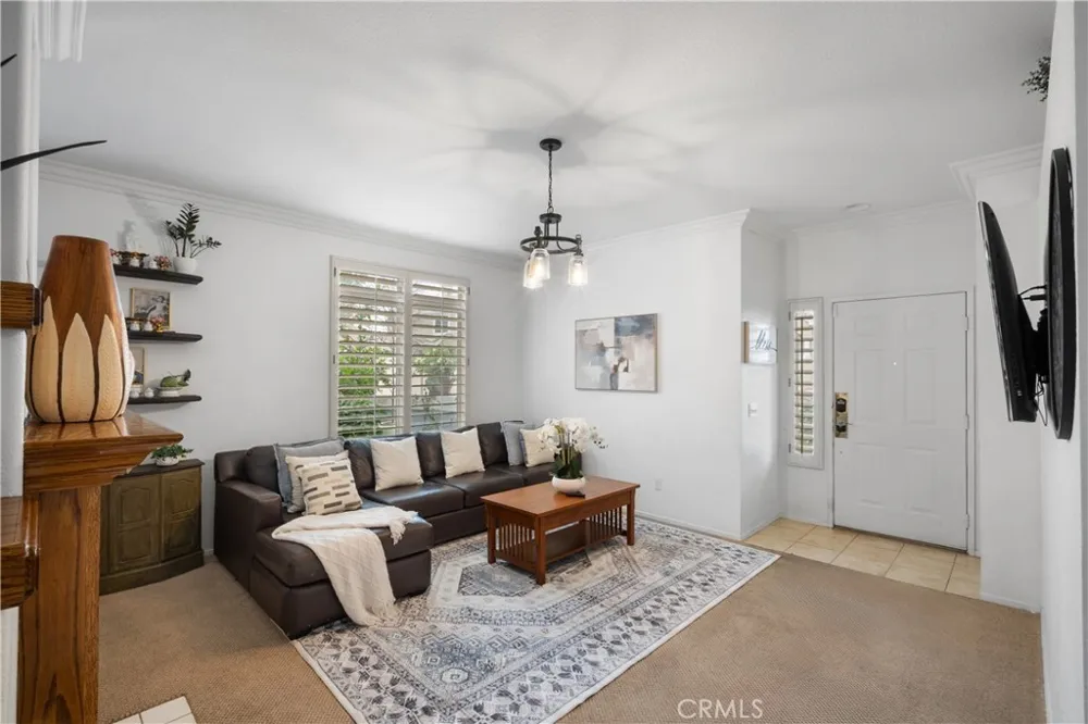 686 Azure Corona, CA 92879