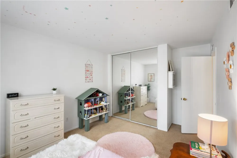 686 Azure Corona, CA 92879