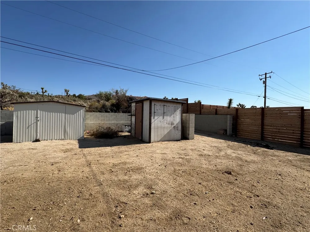 57374 Warren Yucca Valley, CA 92284