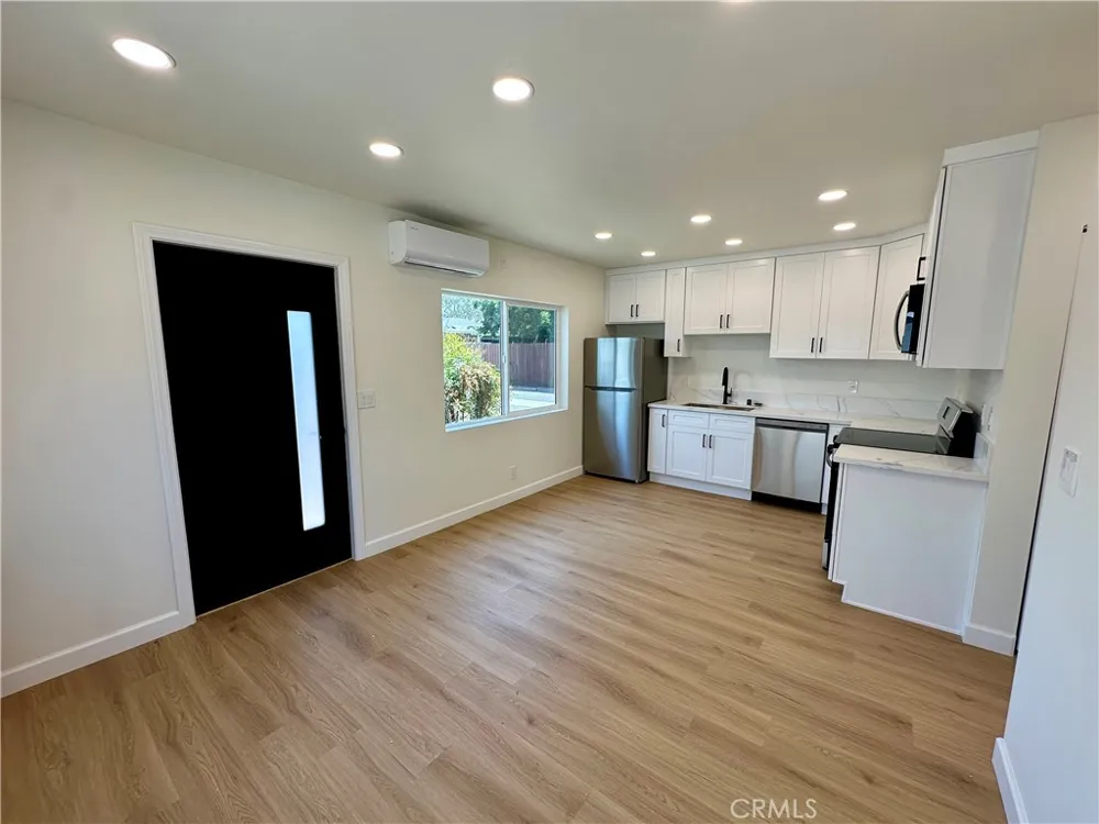 1936 W Valencia Drive #A Fullerton, CA 92833