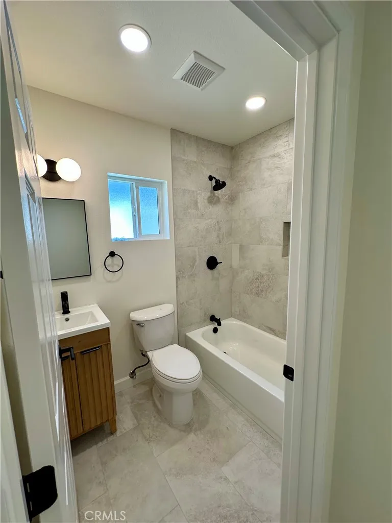 1936 W Valencia Drive #A Fullerton, CA 92833