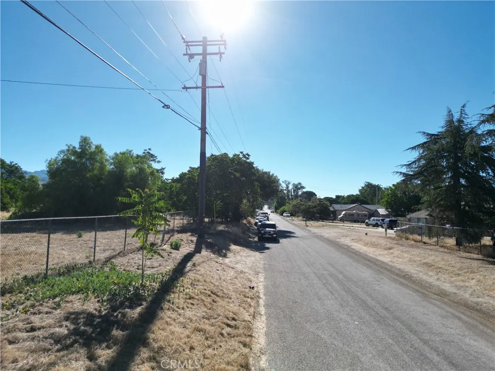 39612 Lincoln Cherry Valley, CA 92223
