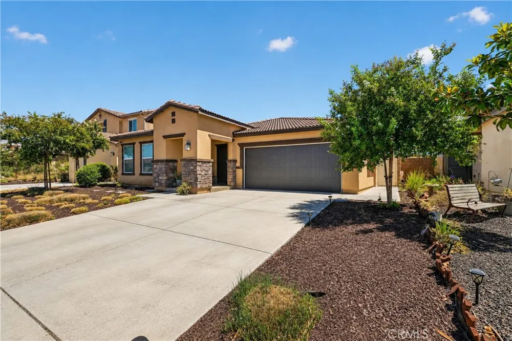 2417 Tulip Drive Perris, CA 92570
