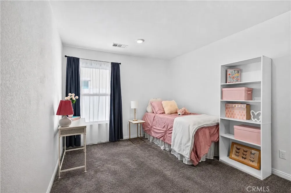 2417 Tulip Drive Perris, CA 92570