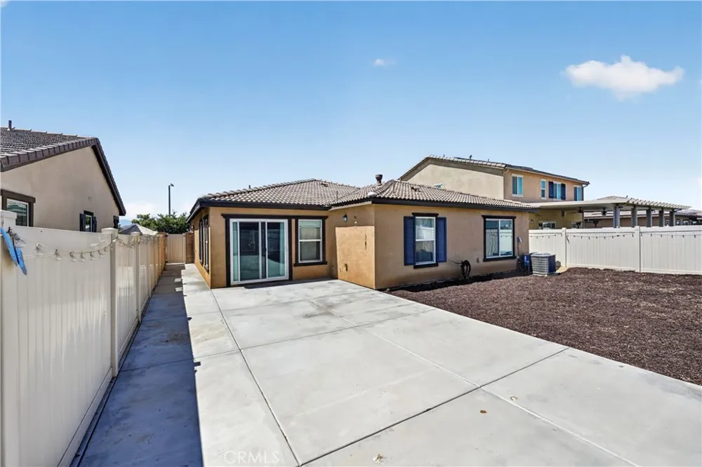 2417 Tulip Drive Perris, CA 92570