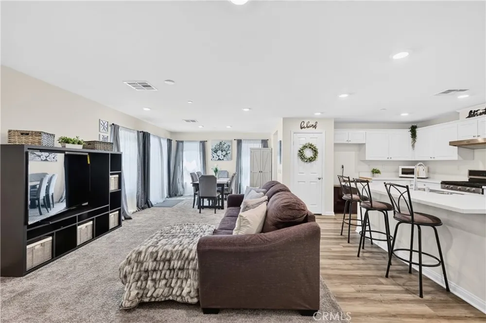 2417 Tulip Drive Perris, CA 92570