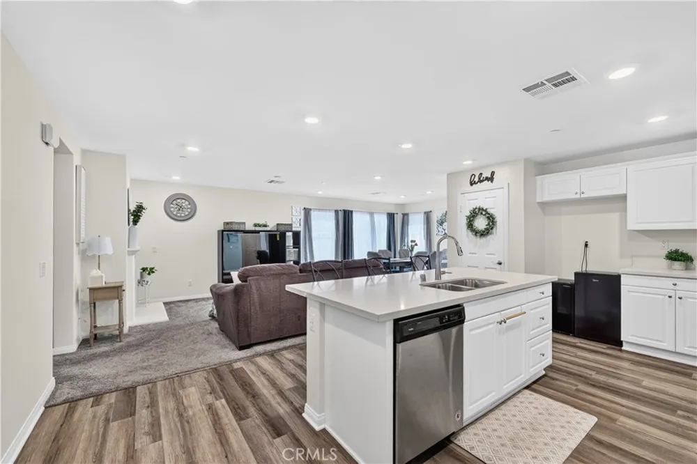 2417 Tulip Drive Perris, CA 92570
