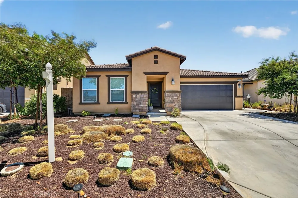 2417 Tulip Drive Perris, CA 92570