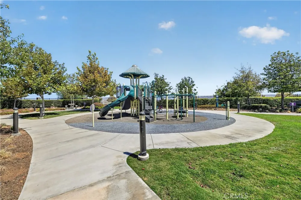 2417 Tulip Drive Perris, CA 92570