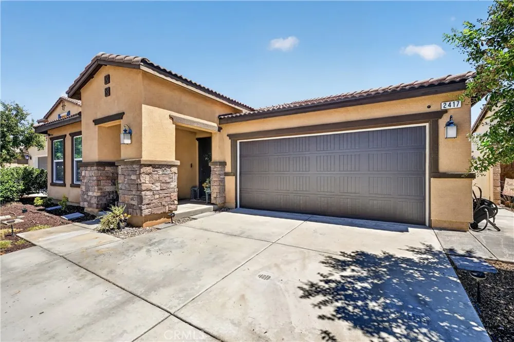 2417 Tulip Drive Perris, CA 92570