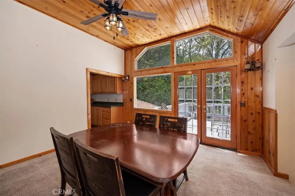 932 Cedar Drive Crestline, CA 92325