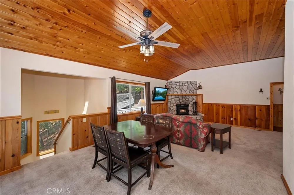 932 Cedar Drive Crestline, CA 92325