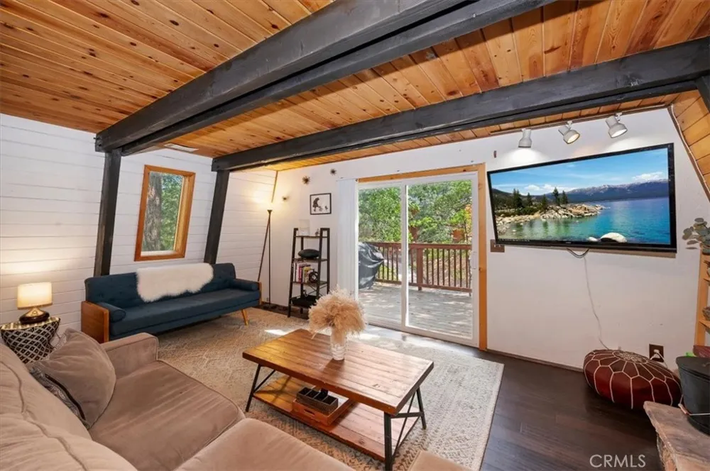1323 Silverado Big Bear City, CA 92314