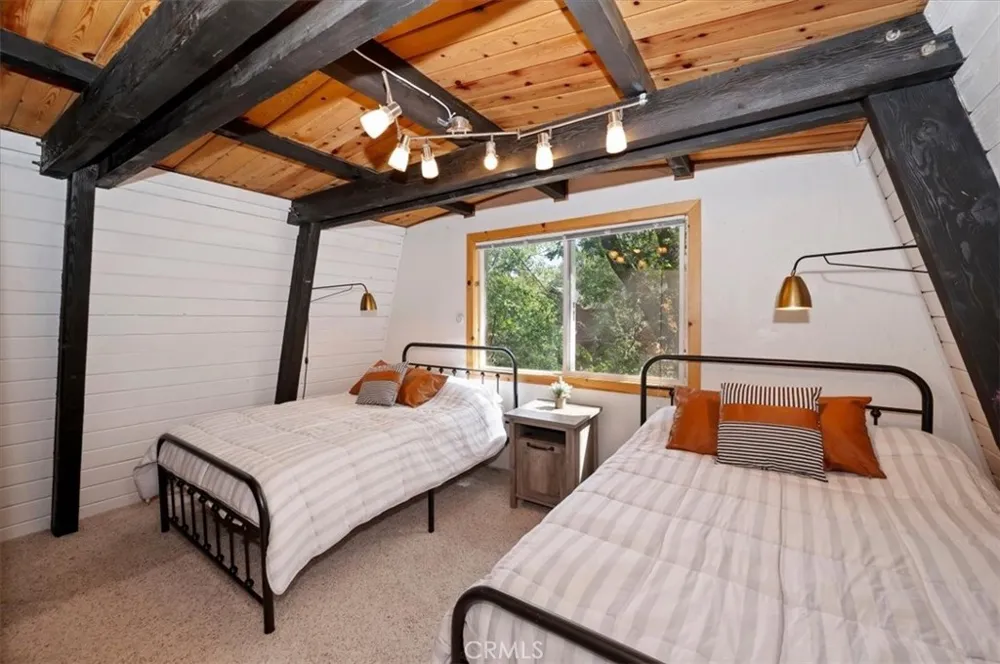 1323 Silverado Big Bear City, CA 92314