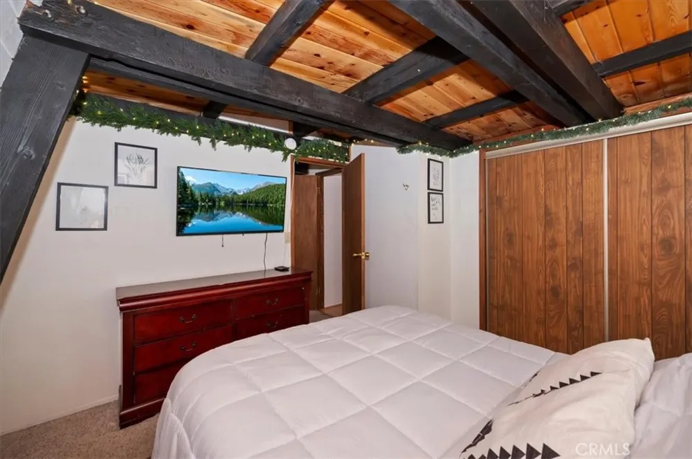 1323 Silverado Big Bear City, CA 92314