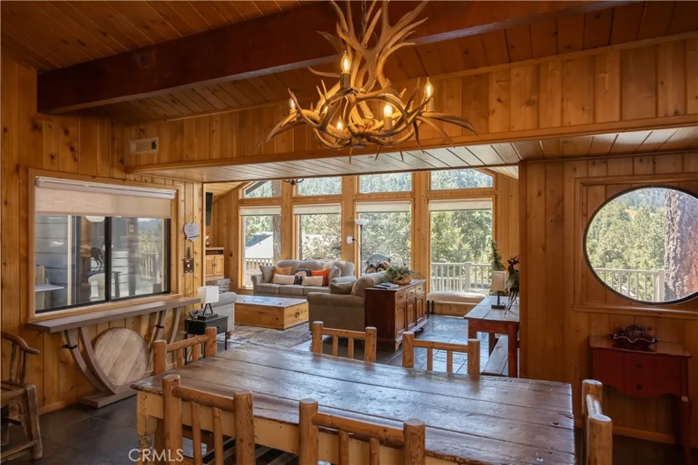 43939 Yosemite Drive Big Bear Lake, CA 92315