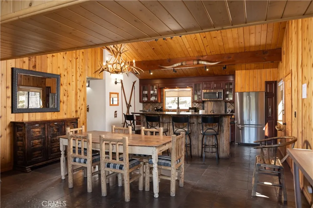 43939 Yosemite Drive Big Bear Lake, CA 92315