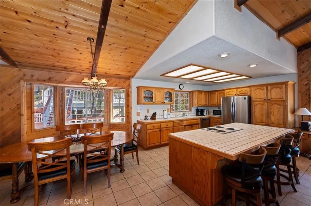 43659 Wolf Big Bear Lake, CA 92315