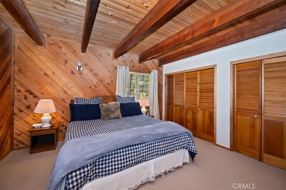 43659 Wolf Big Bear Lake, CA 92315