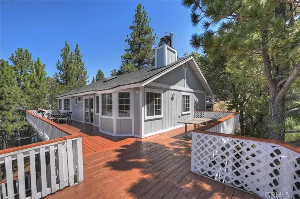 43659 Wolf Big Bear Lake, CA 92315
