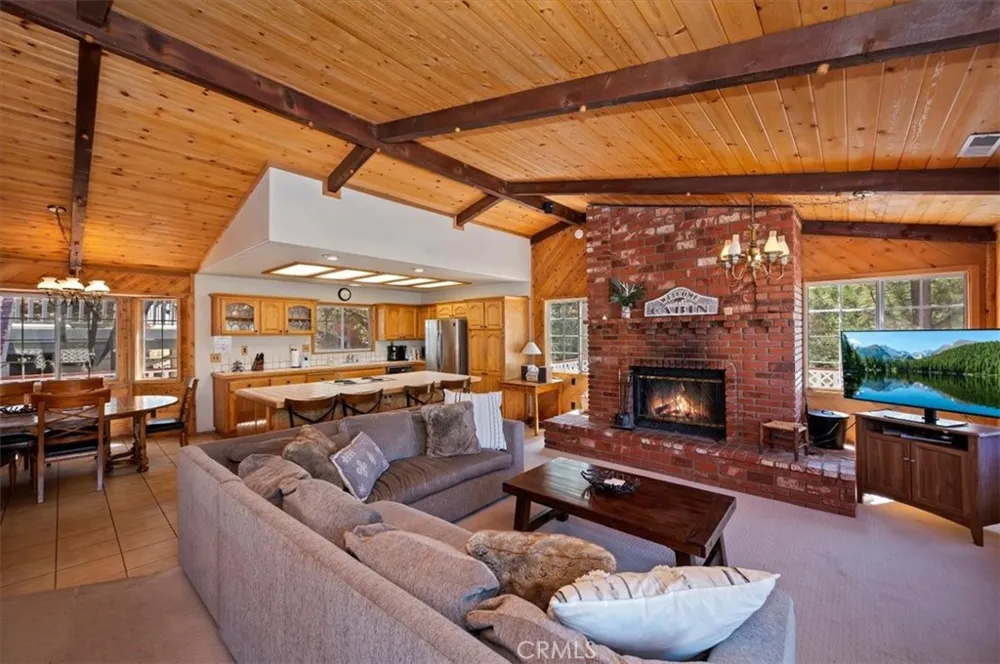 43659 Wolf Big Bear Lake, CA 92315
