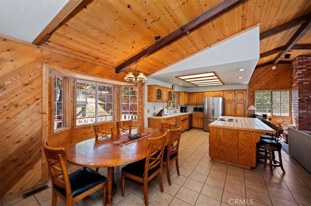 43659 Wolf Big Bear Lake, CA 92315