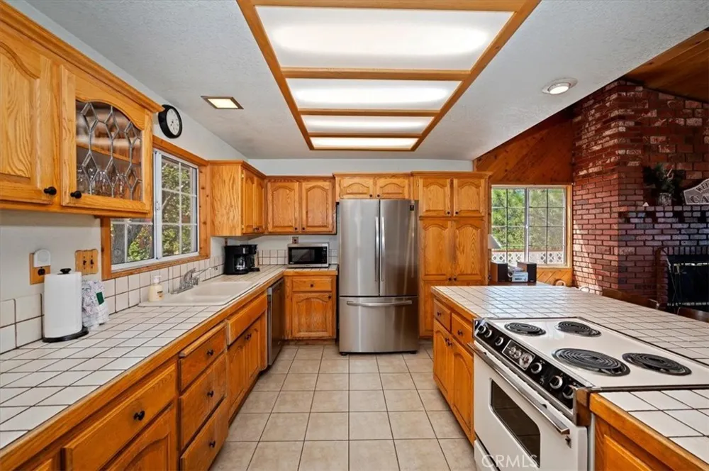 43659 Wolf Big Bear Lake, CA 92315