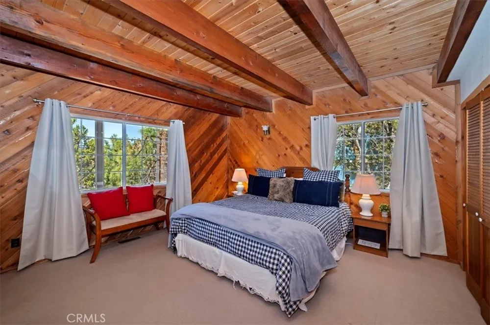 43659 Wolf Big Bear Lake, CA 92315