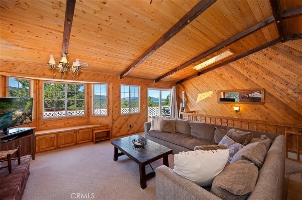 43659 Wolf Big Bear Lake, CA 92315