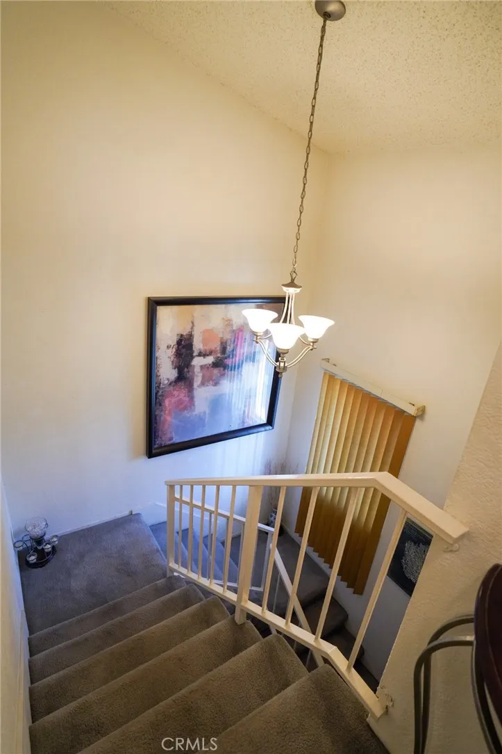 15735 Nordhoff #26 Los Angeles, CA 91343