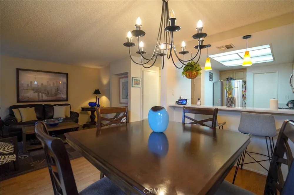 15735 Nordhoff #26 Los Angeles, CA 91343