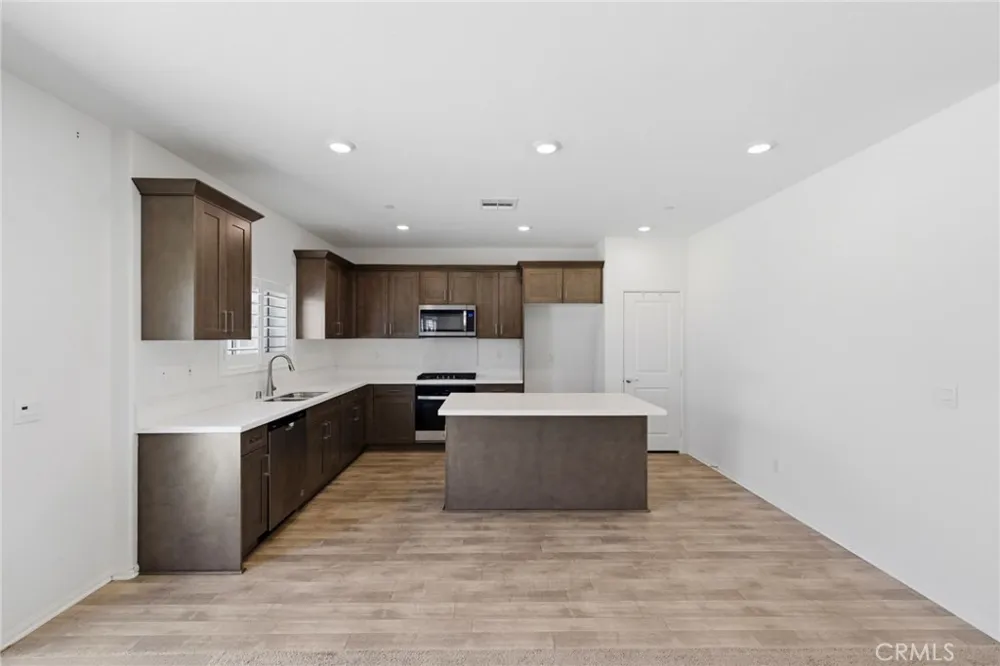 13936 Vantage Moreno Valley, CA 92555