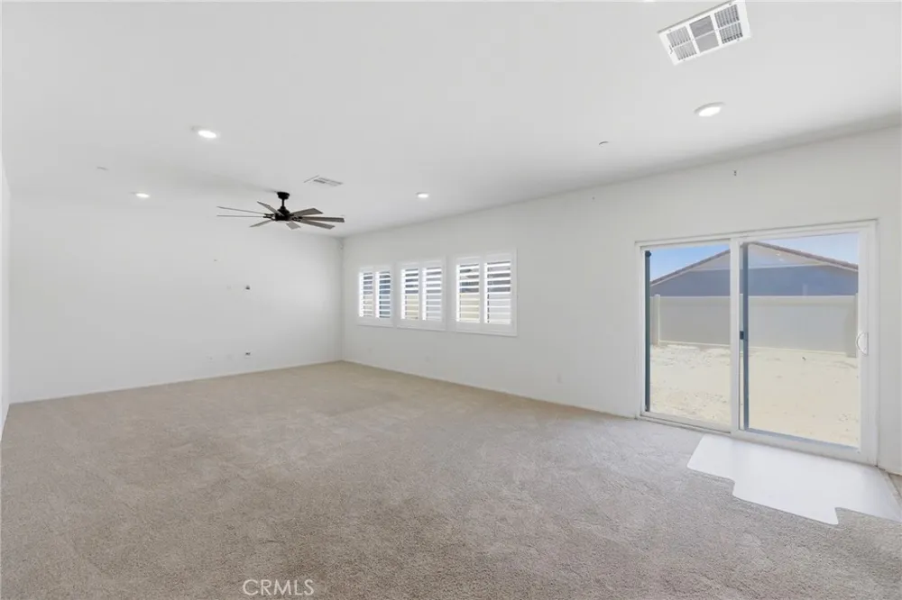 13936 Vantage Moreno Valley, CA 92555