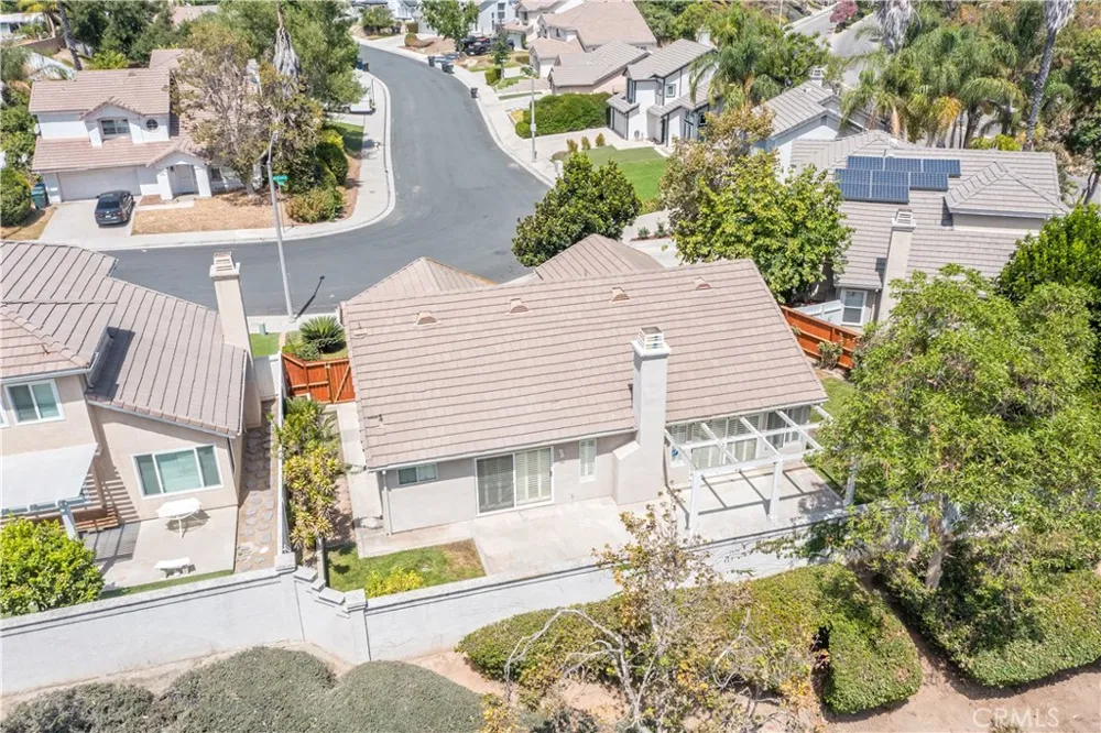 5824 Thornhill Drive Riverside, CA 92507