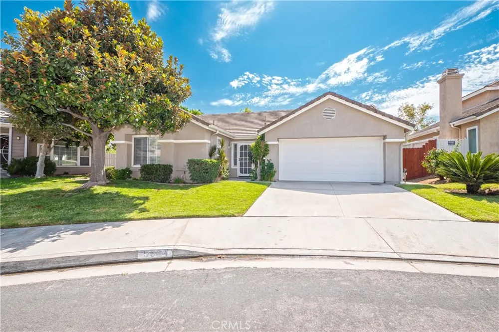 5824 Thornhill Drive Riverside, CA 92507