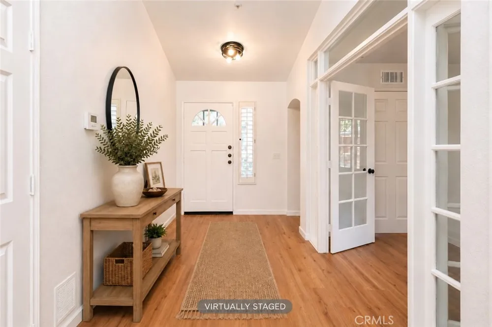 5824 Thornhill Drive Riverside, CA 92507