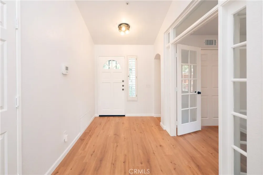 5824 Thornhill Drive Riverside, CA 92507