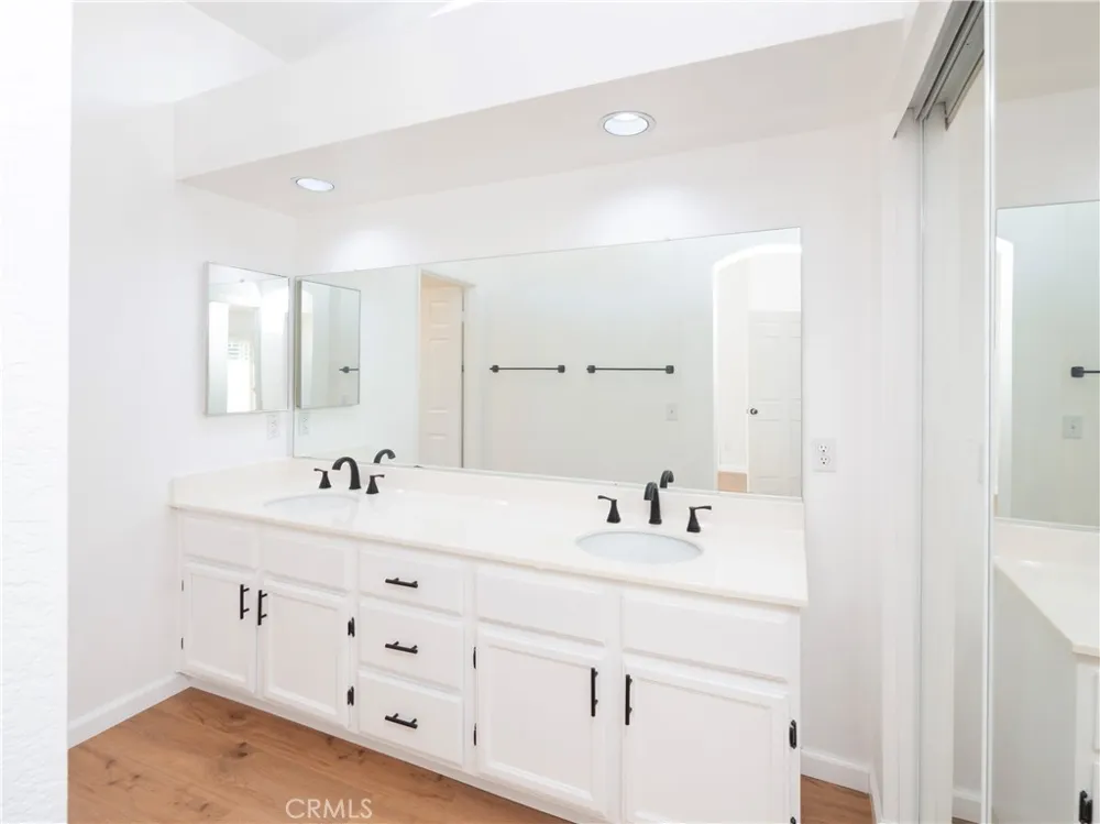 5824 Thornhill Drive Riverside, CA 92507