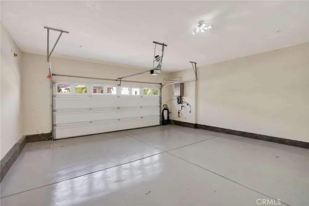 24170 Hillcrest #1 Corona, CA 92883