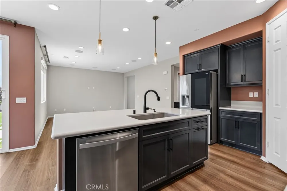 24170 Hillcrest #1 Corona, CA 92883