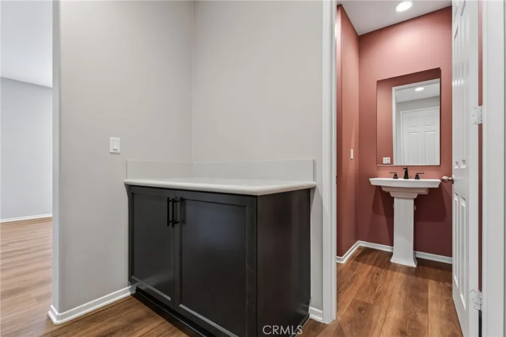 24170 Hillcrest #1 Corona, CA 92883