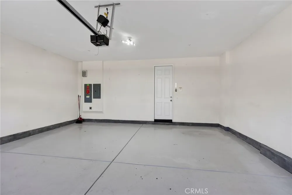 24170 Hillcrest #1 Corona, CA 92883